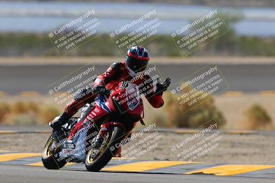 media/Oct-08-2022-SoCal Trackdays (Sat) [[1fc3beec89]]/Turn 14 (1050am)/